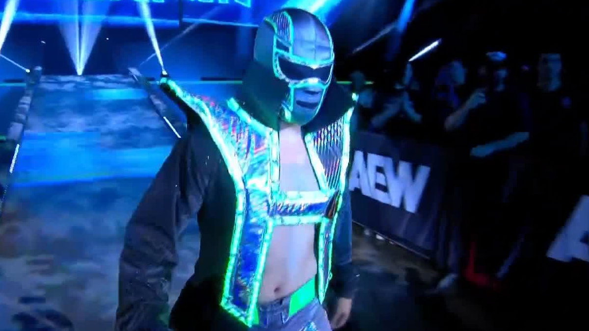 AEW star Hologram