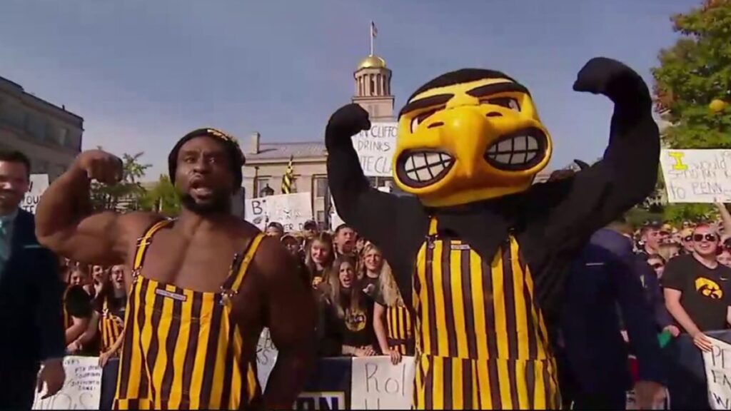 Watch Big E Make Entrance For FOX’s Big Noon Kickoff (VIDEO)