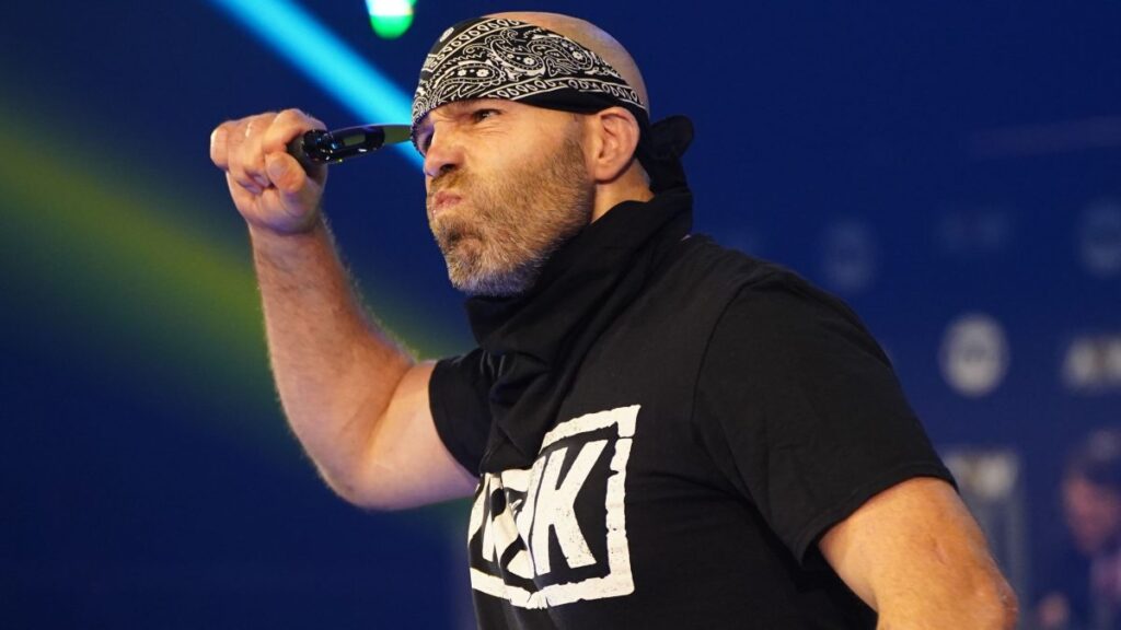 Pabst Blue Ribbon Tweets Support To AEW Following Domino’s Statement