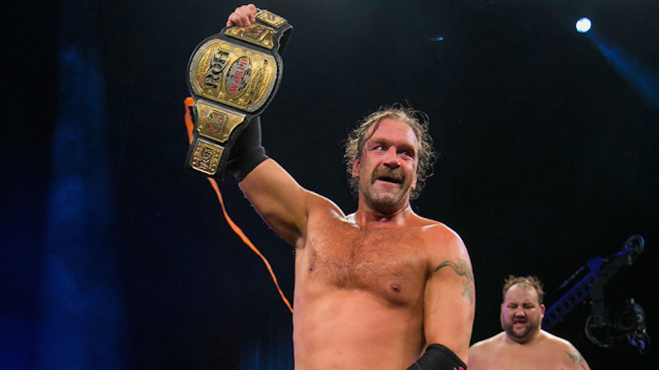 Update On Silas Young’s Contract Status