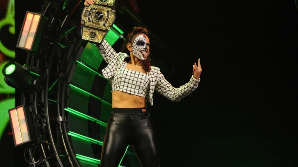 Thunder Rosa Signs AEW & CMLL Dual Contract
