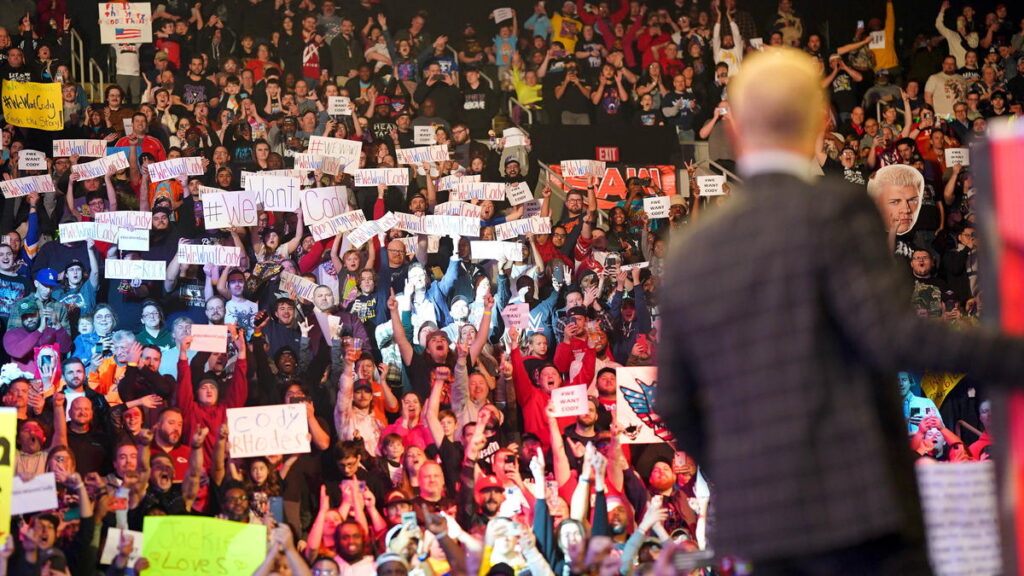 Cody Rhodes Shares Fan Note Received During WWE Live Event