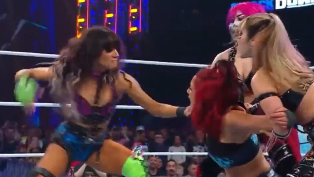 Dakota Kai Betrays Bayley, Sides With WWE Women’s Champion IYO SKY & Kabuki Warriors