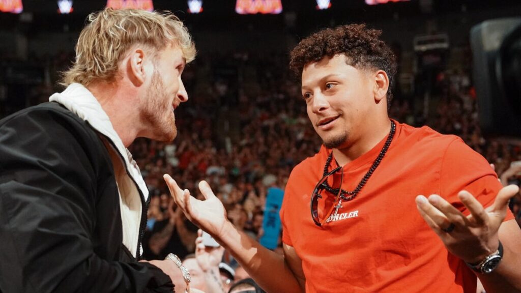 WWE Name Explains Patrick Mahomes Actions Following Raw