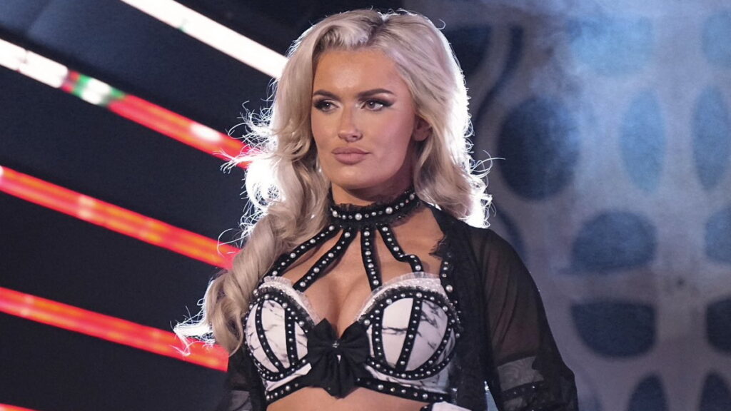 WWE Star Reacts To ‘Sister’ AEW Star Mariah May
