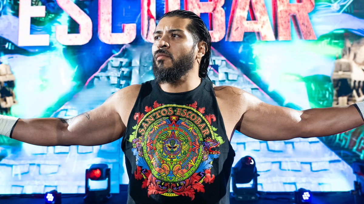 WWE SmackDown star Santos Escobar