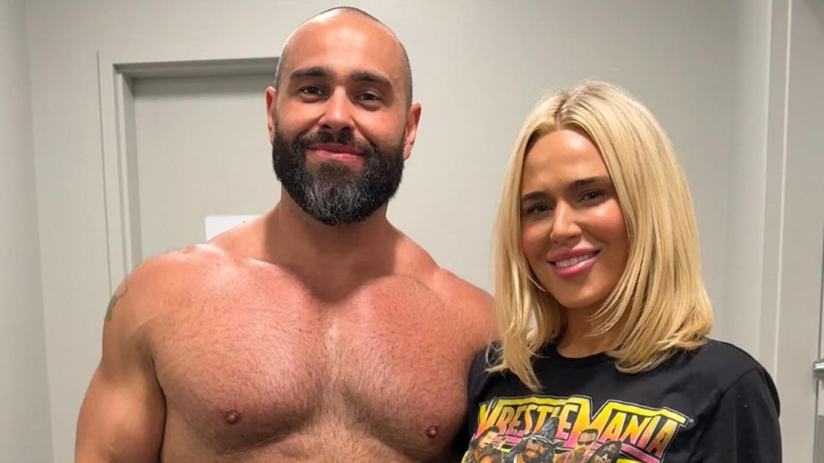 Lana Reacts To Rusev’s WWE Return