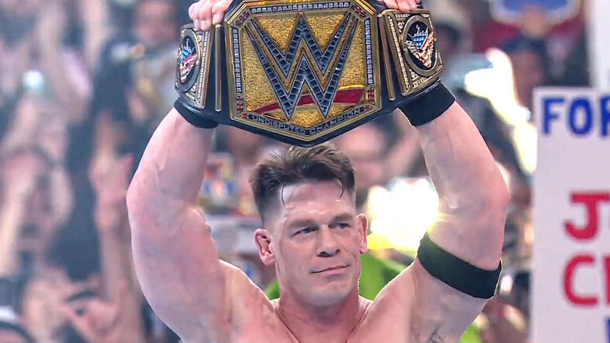 John Cena holding the WWE Championship