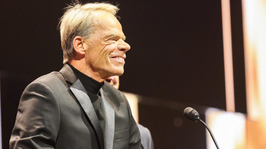 ‘Better Than The Guys’ – Lex Luger Praises WWE Women’s Roster