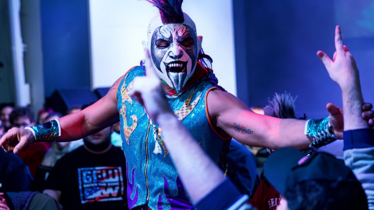 AAA star Psycho Clown