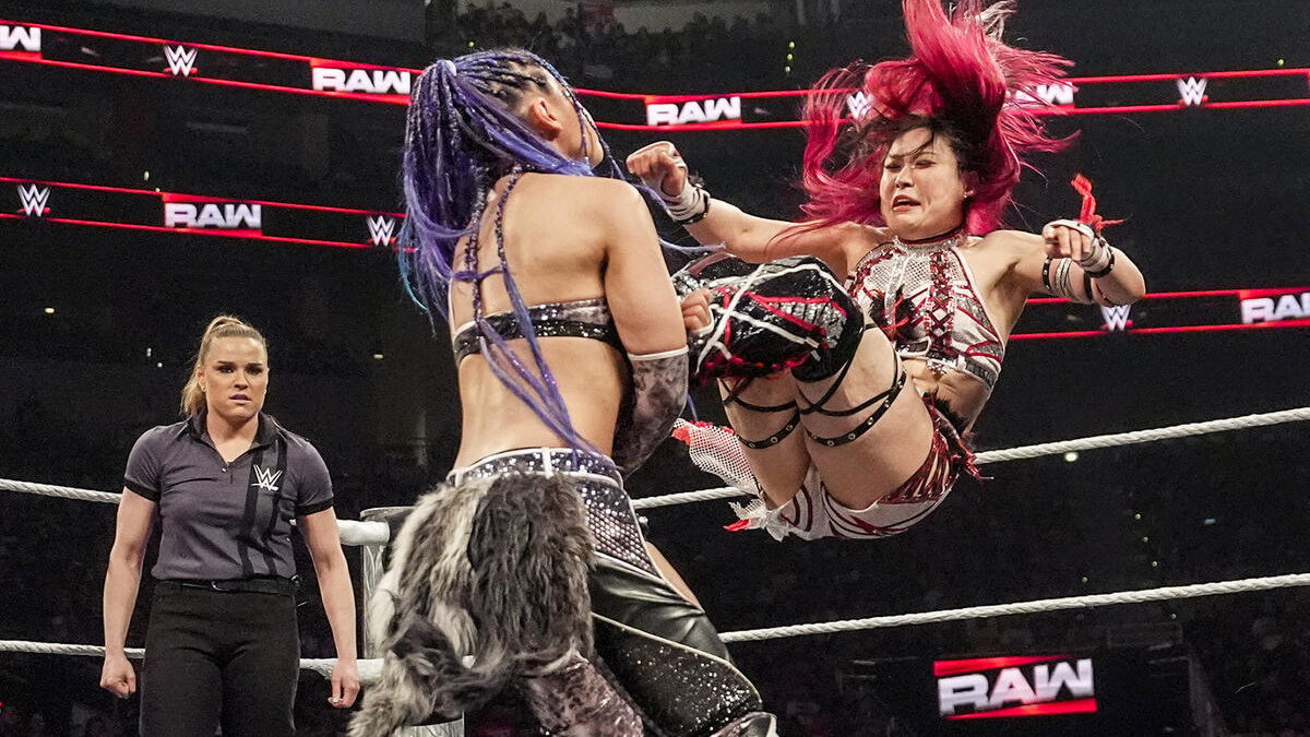 WWE stars Giulia and IYO SKY