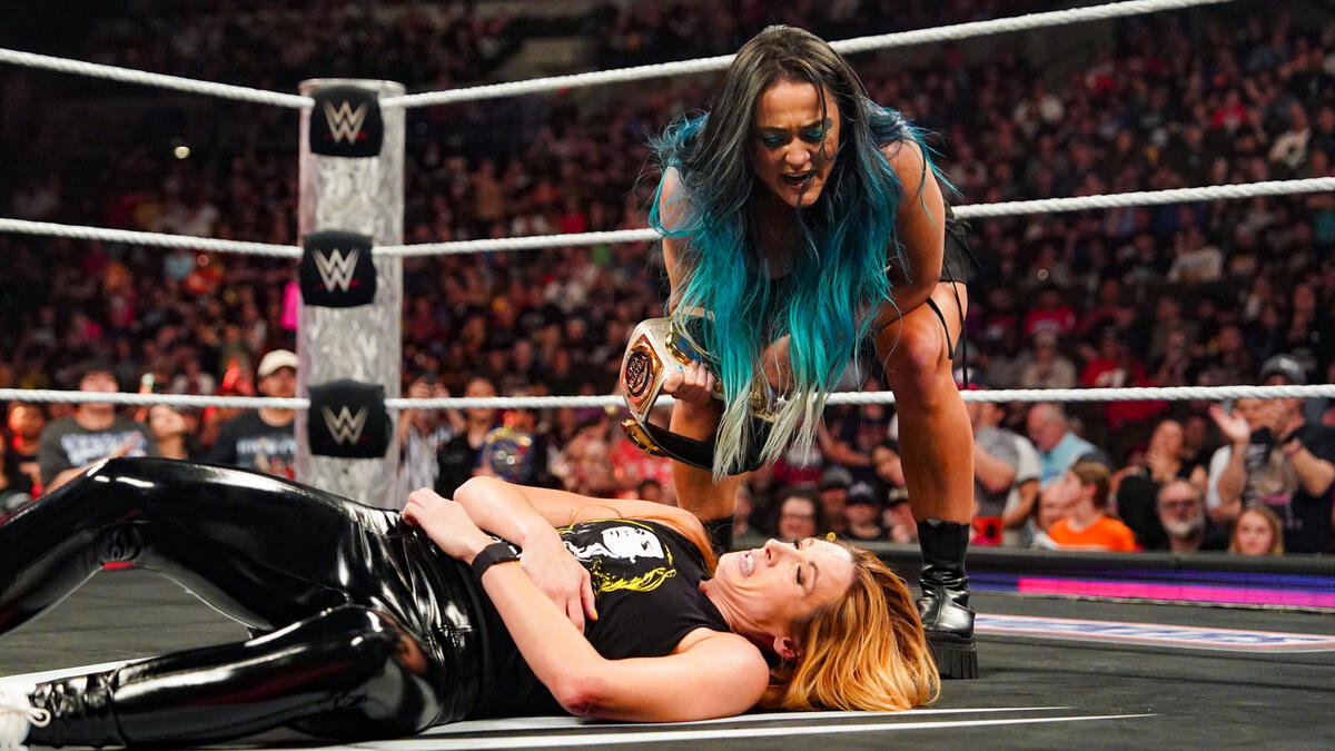 WWE's Lyra Valkyria and Becky Lynch