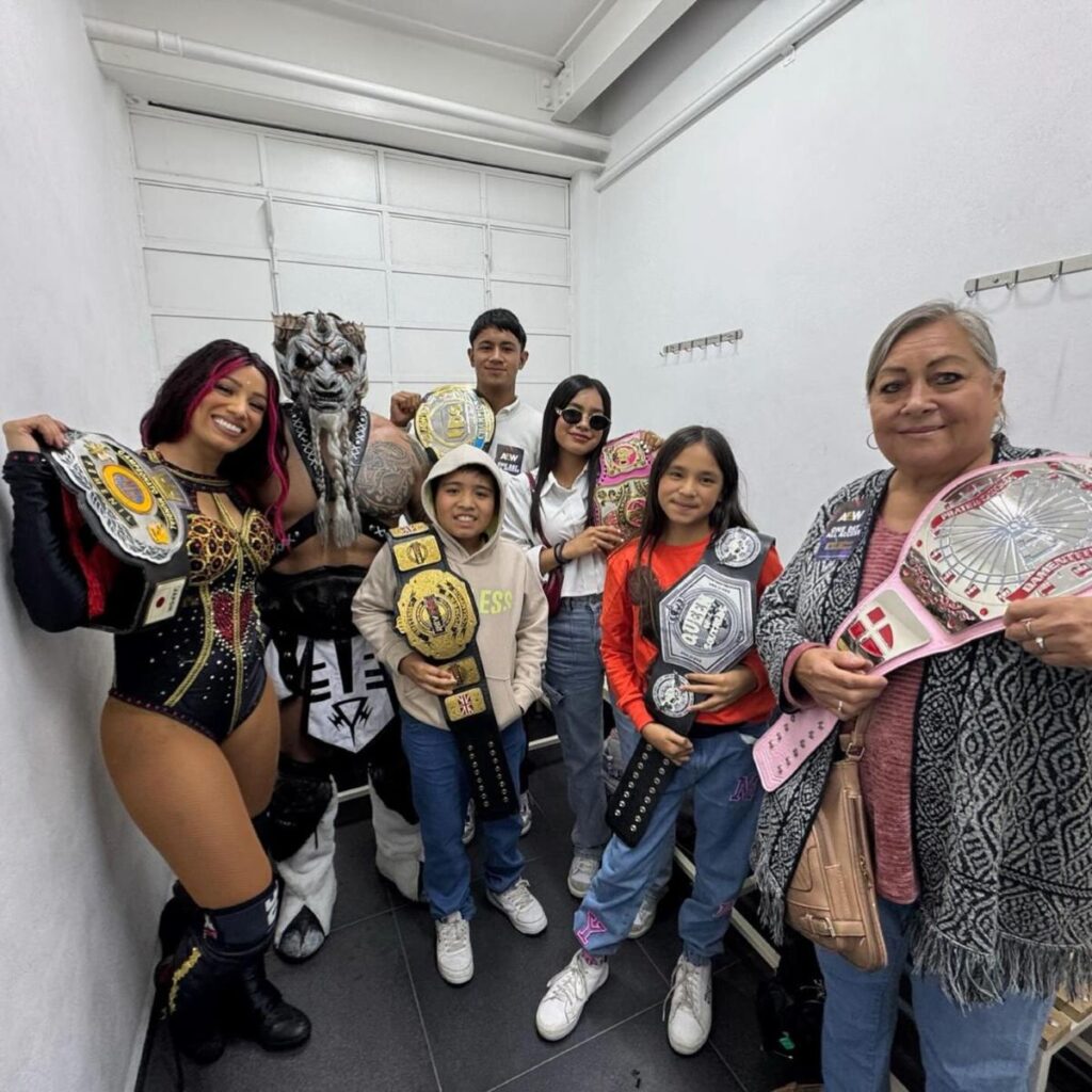 Mercedes Mone, The Beast Mortos and family at AEW Grand Slam: Mexico.
https://www.instagram.com/p/DLQlnsNvSlk/