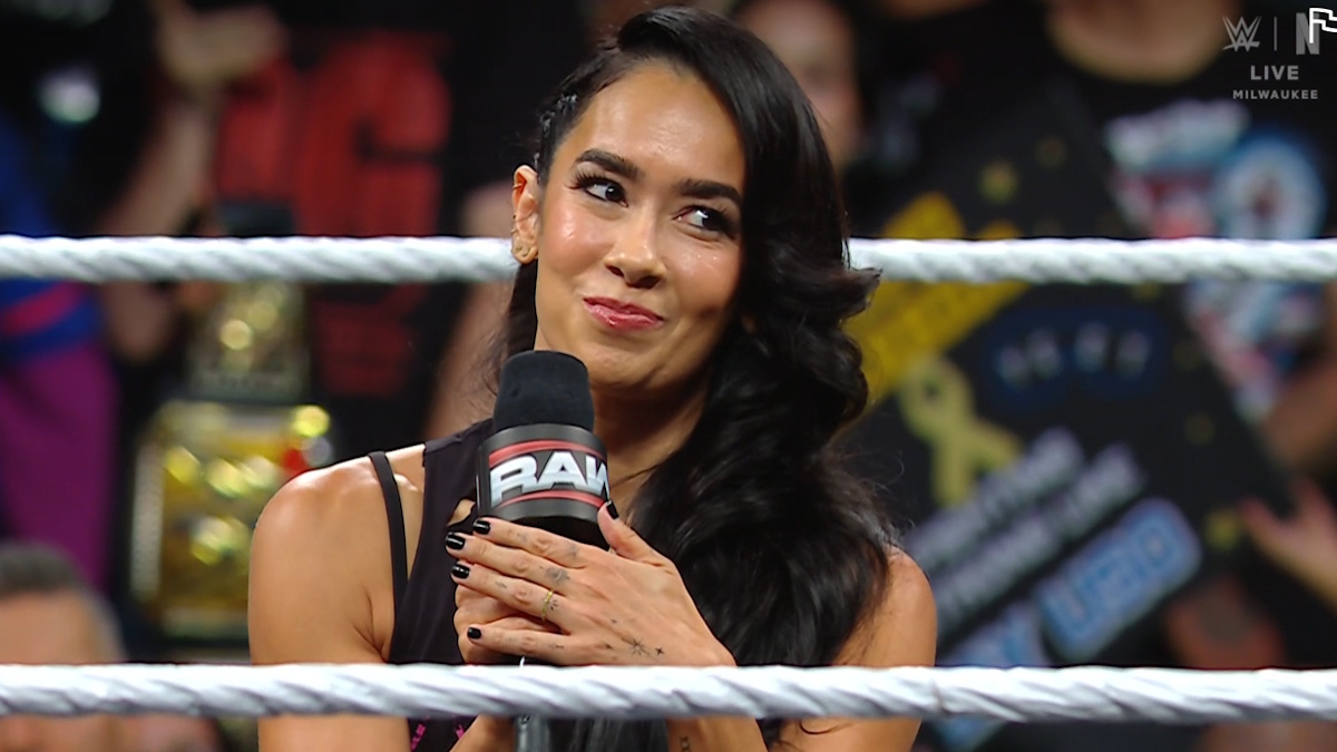 Former WWE Star Responds To AJ Lee Rivalry Tease