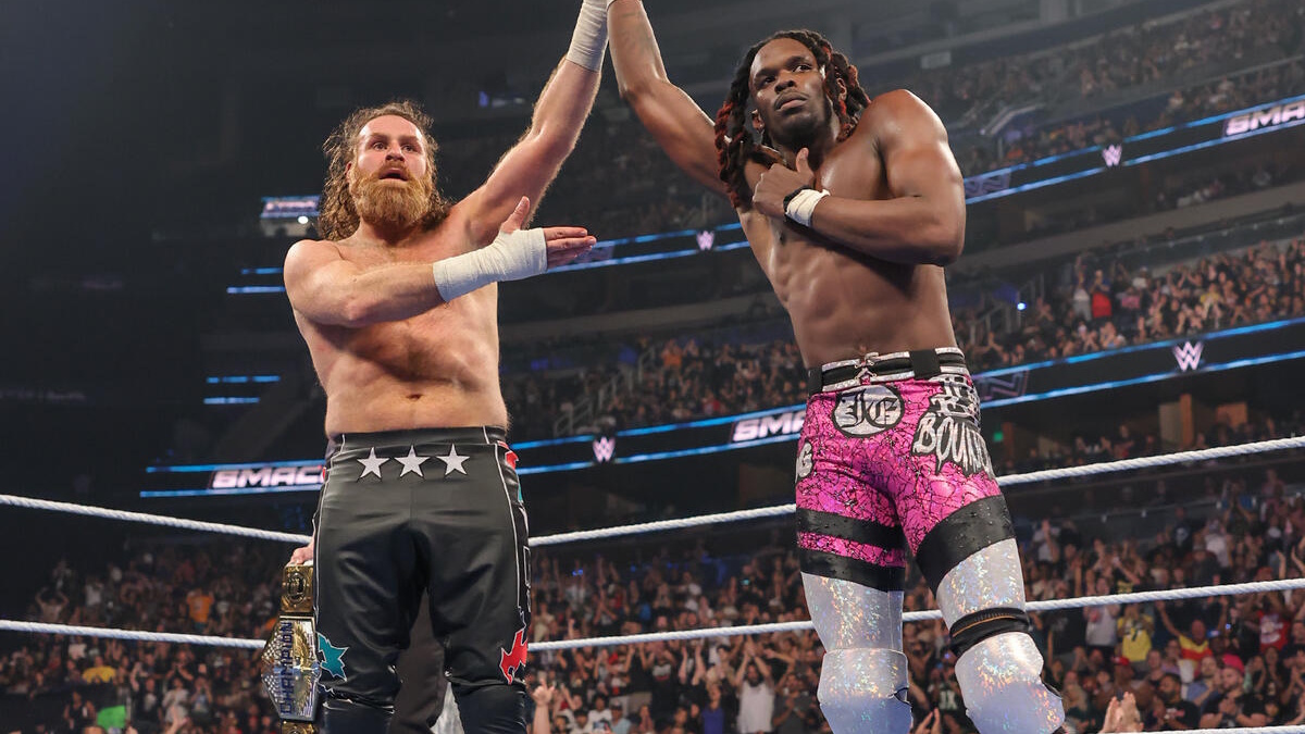 Je’Von Evans Reveals Sami Zayn Conversation Ahead Of WWE SmackDown Match