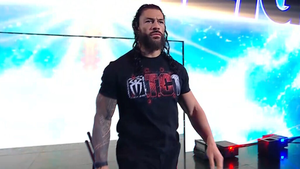 Roman Reigns Returns On WWE Raw