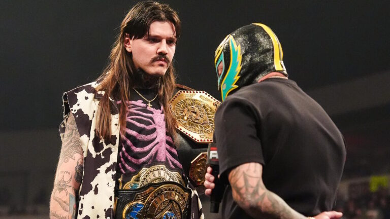 WWE Star Dominik Mysterio Doesn’t Think He Will Reunite With His Father Rey Mysterio