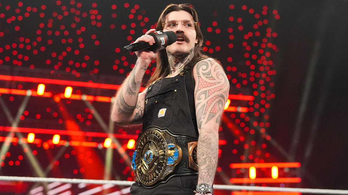 WWE Intercontinental Champion Dominik Mysterio