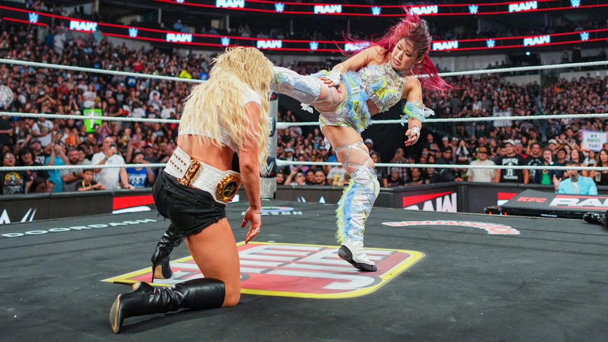 WWE's IYO SKY kicking Liv Morgan