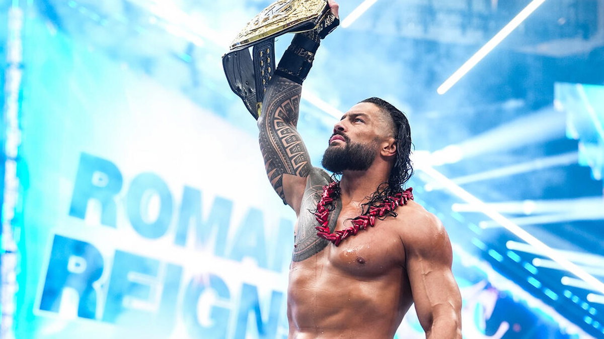 WWE World Heavyweight Champion Roman Reigns